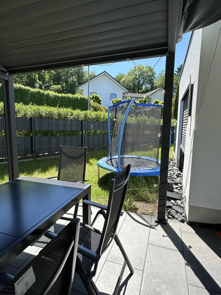 7 room house with 200 m² in Königswinter – Photo 6