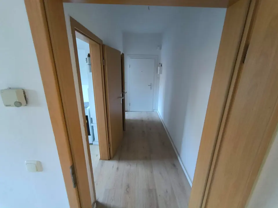 2 Zimmer Wohnung mit 48 m² in Wilhelmshaven – Bild 2