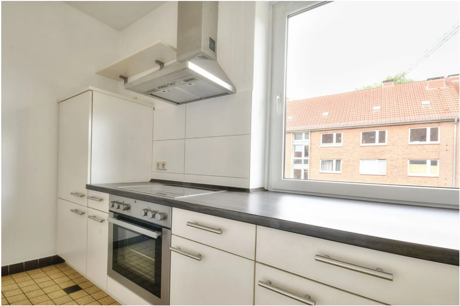 2 Zimmer Wohnung mit 58 m² in Lübeck – Bild 1