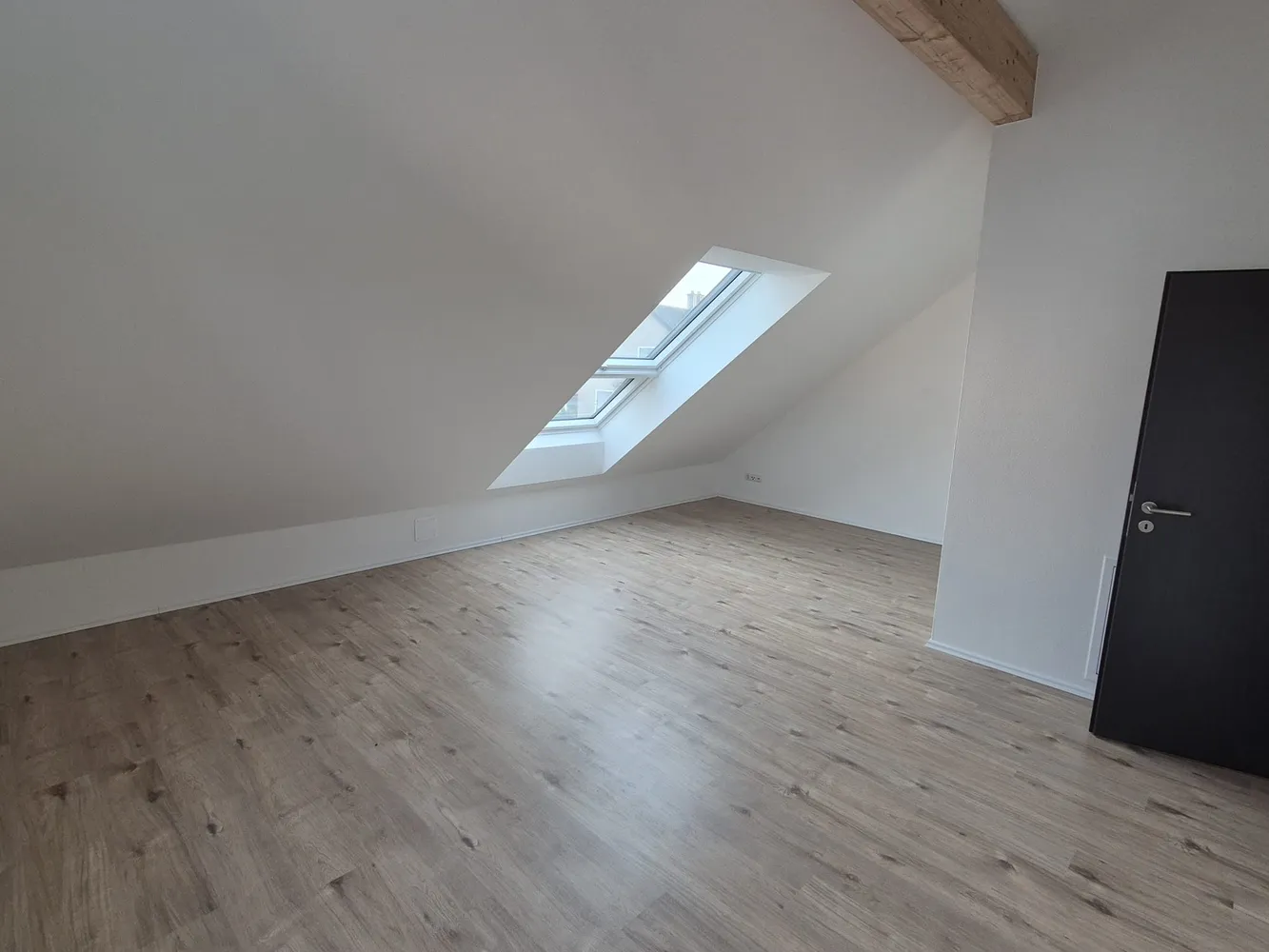 4 Zimmer Wohnung mit 104 m² in München – Bild 5