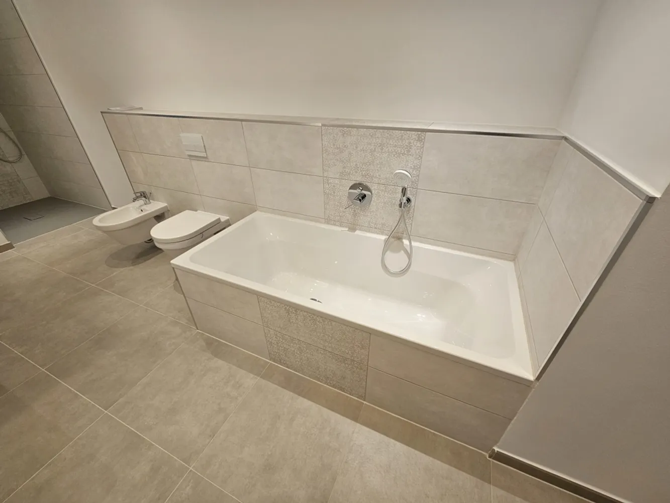 2 room apartment with 92 m² in Magdeburg – Photo 7