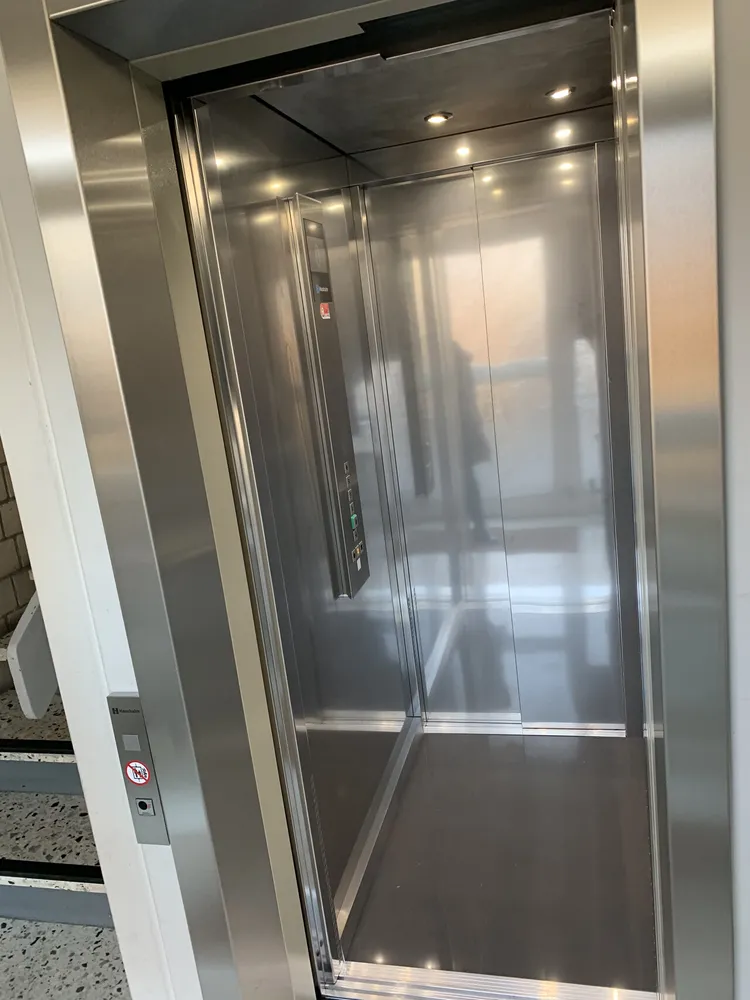 4 Zimmer Wohnung mit 90 m² in Karlsruhe – Bild 3