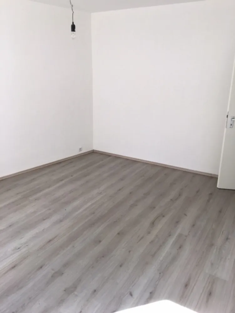 2 Zimmer Wohnung mit 72 m² in Wuppertal – Bild 4