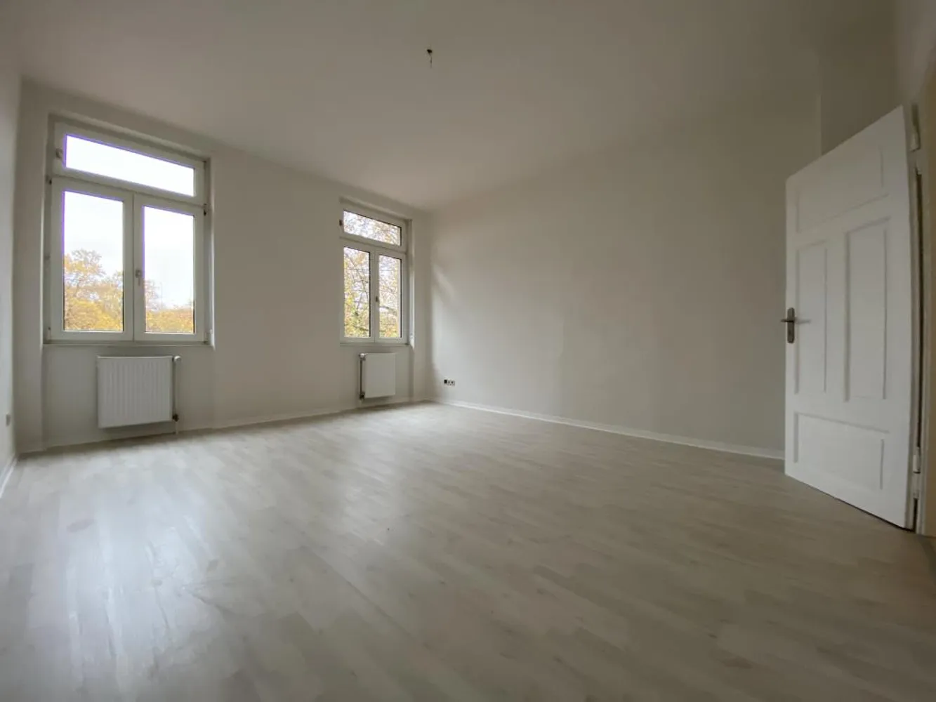 4 Zimmer Wohnung mit 99 m² in Ludwigshafen am Rhein – Bild 1
