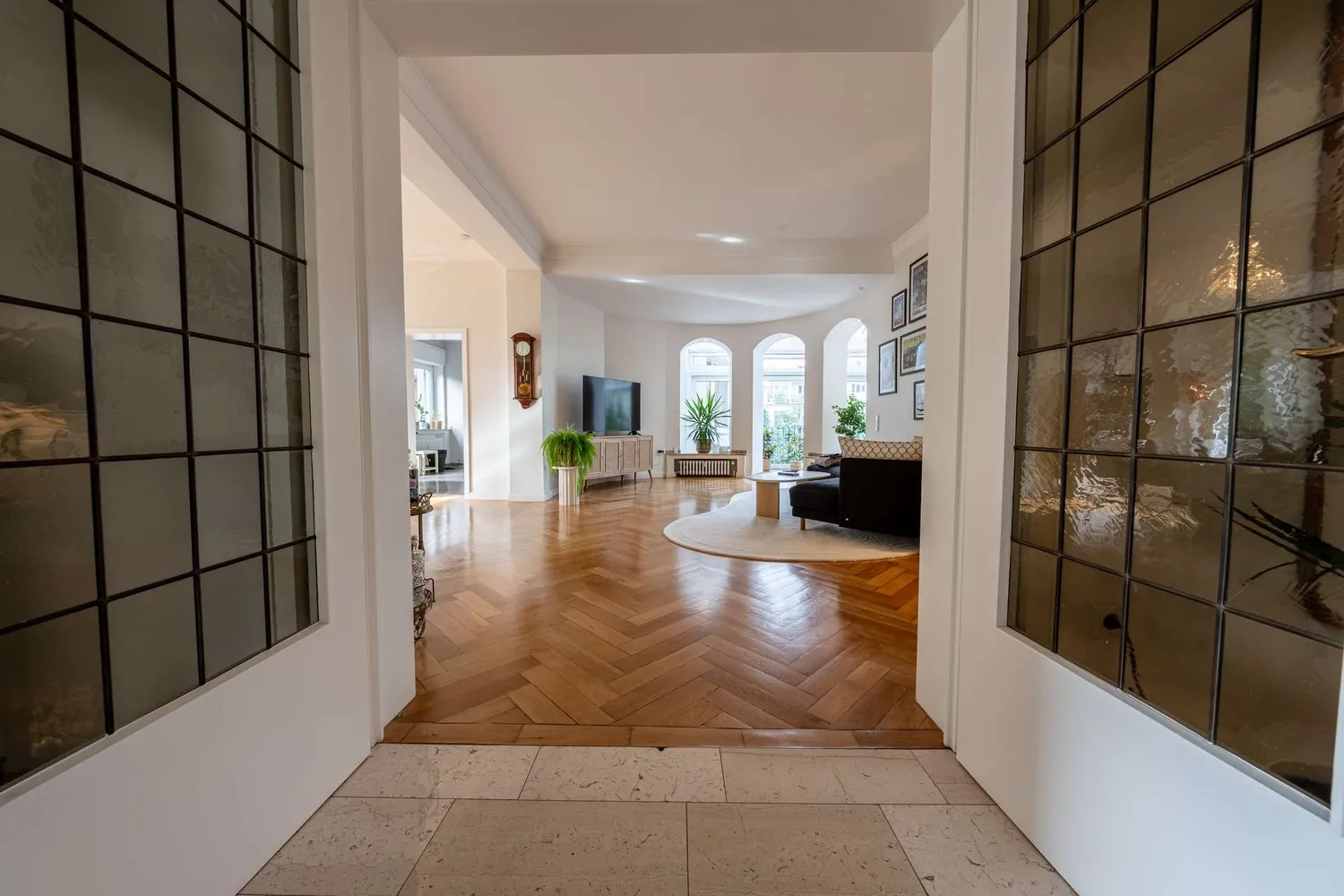 4 Zimmer Wohnung mit 200 m² in Duisburg – Bild 2