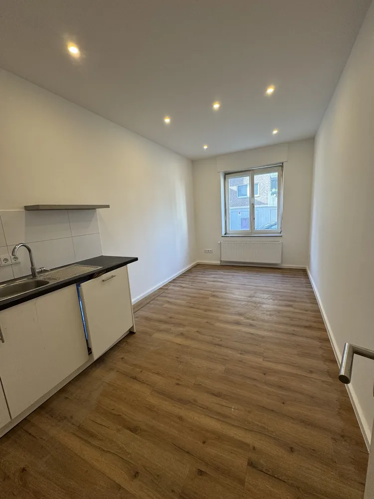 3 Zimmer Wohnung mit 60 m² in Köln – Bild 7