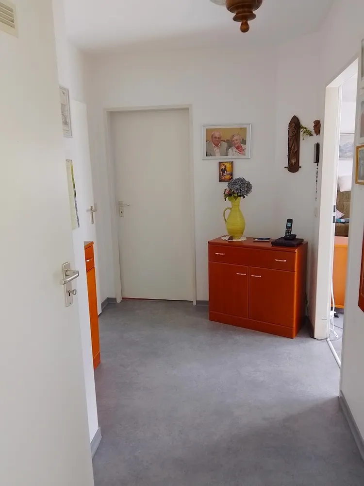 2 Zimmer Wohnung mit 60 m² in Köln – Bild 1