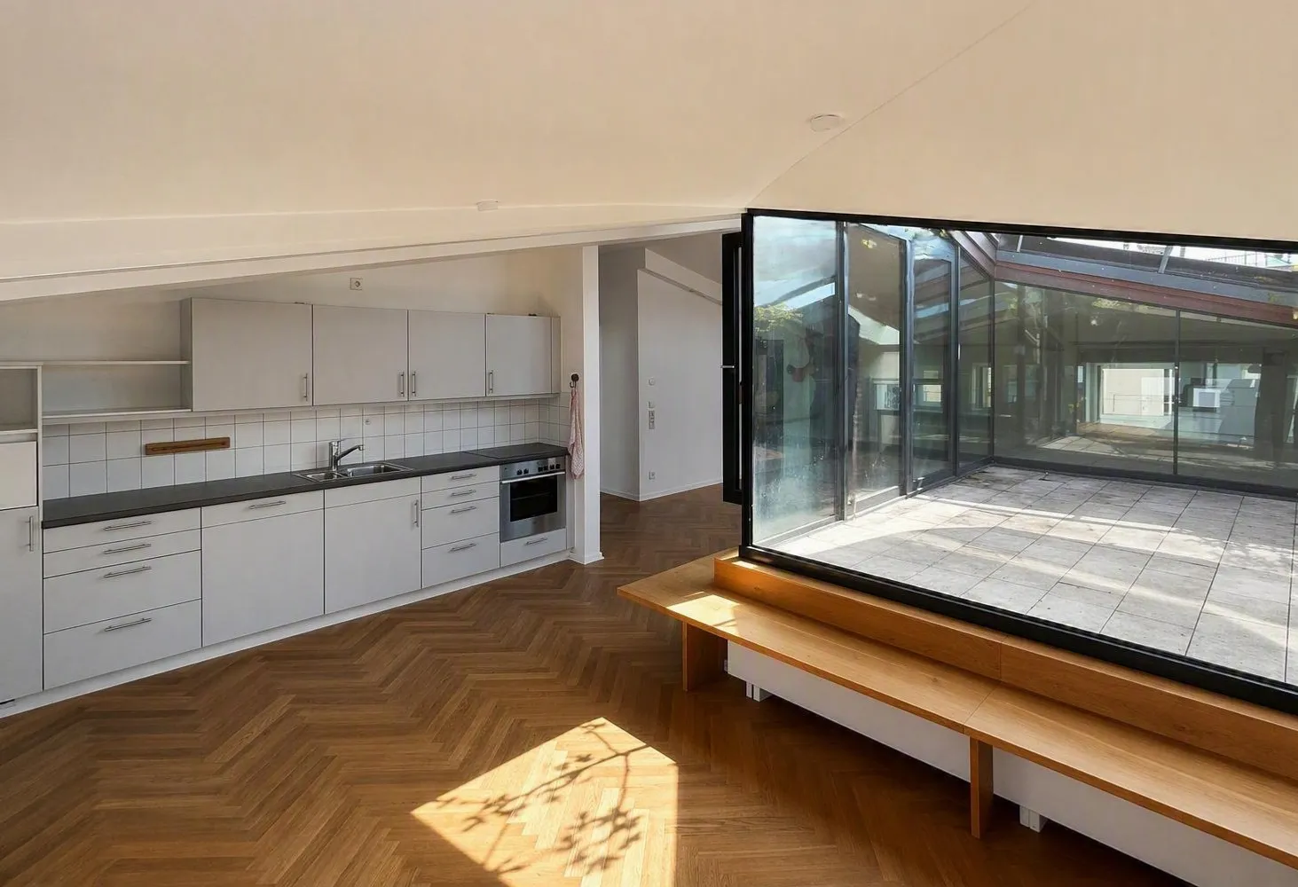 2 Zimmer Wohnung mit 89 m² in München – Bild 5
