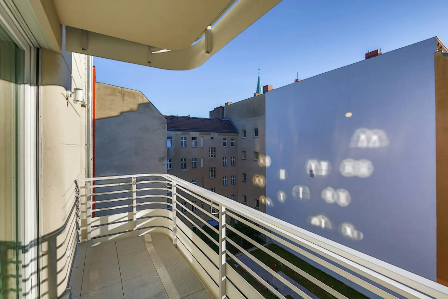 Shared room with 13 m² in Berlin – Photo 8