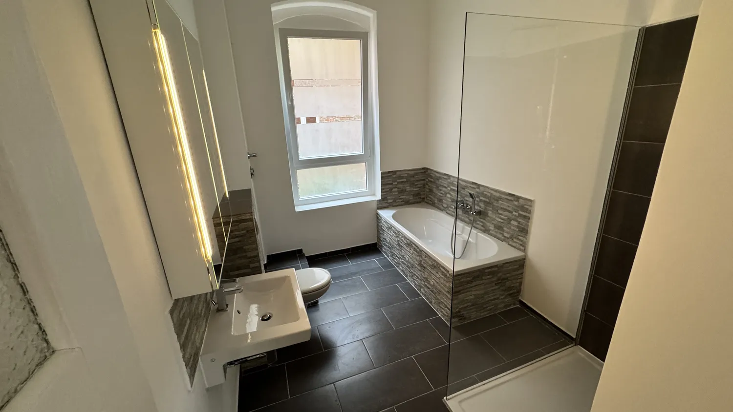 5 room apartment with 150 m² in Brunswick – Photo 3