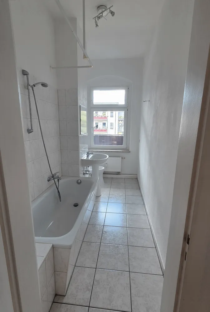 3 Zimmer Wohnung mit 70 m² in Chemnitz – Bild 4
