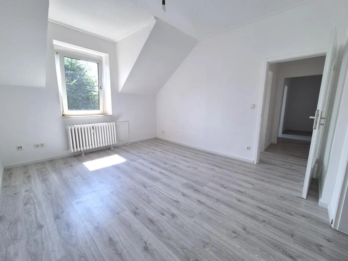 3 Zimmer Wohnung mit 60 m² in Duisburg – Bild 2