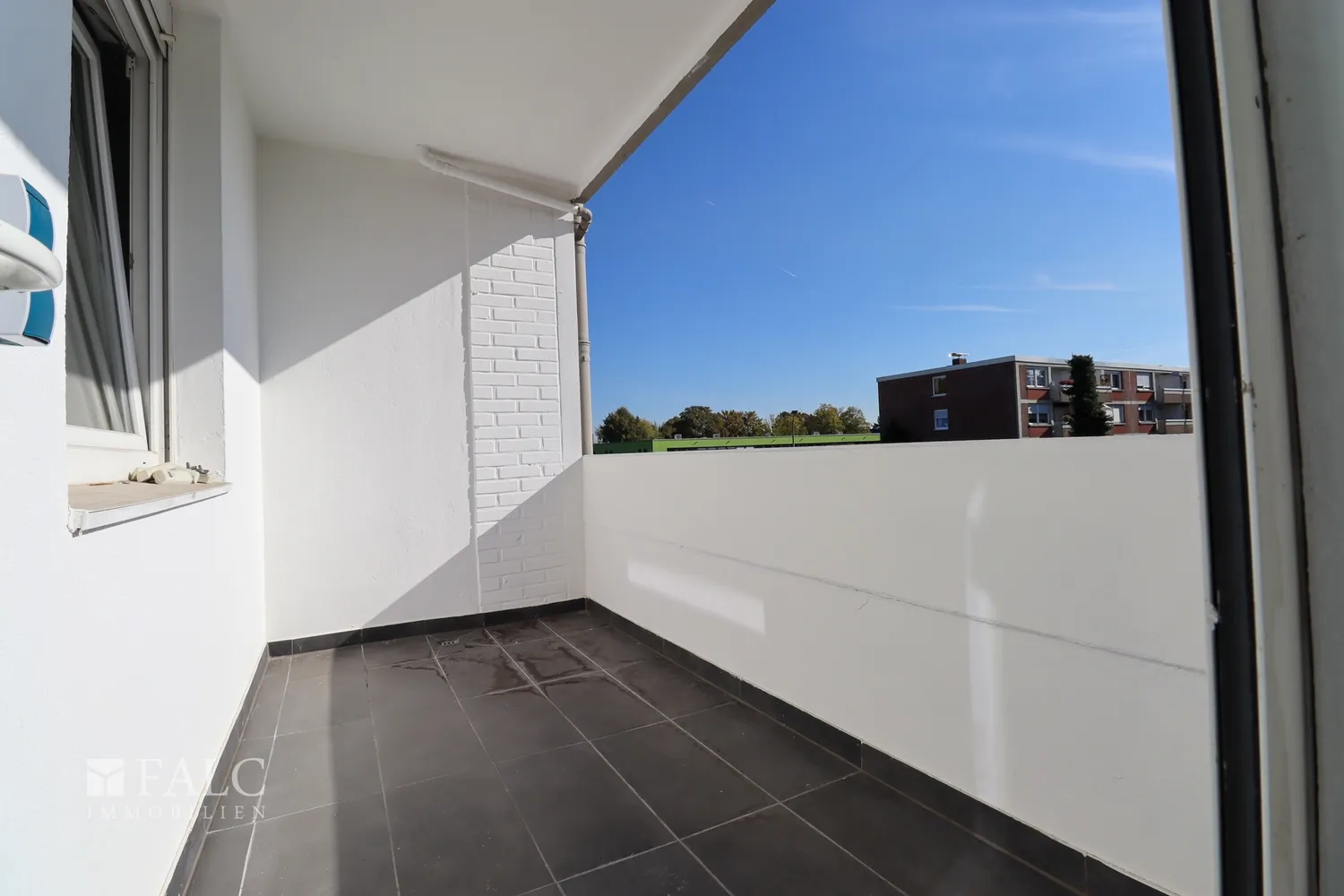 3 room apartment with 77 m² in Grevenbroich – Photo 3