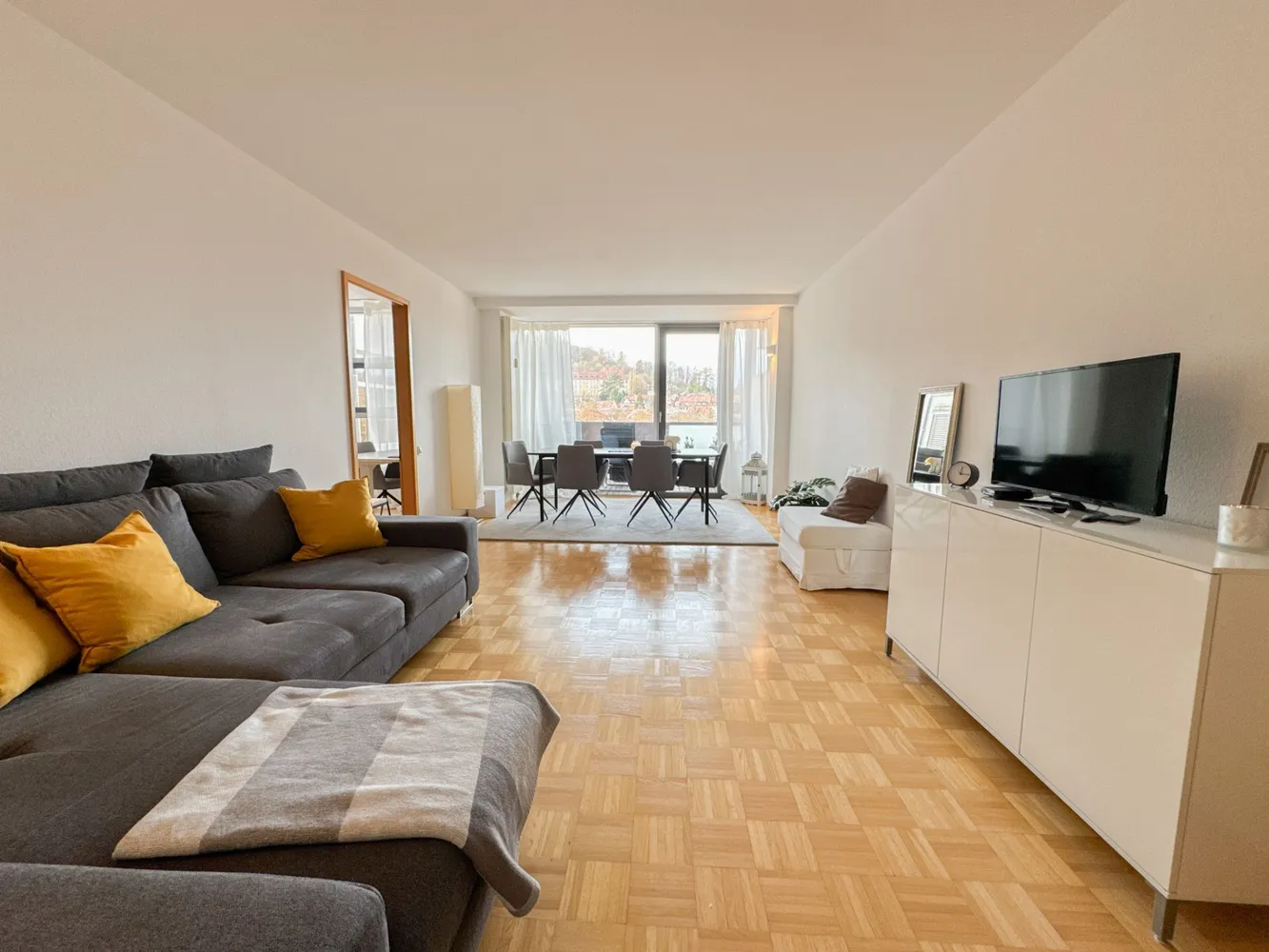 2 Zimmer Wohnung mit 78 m² in Stuttgart – Bild 2