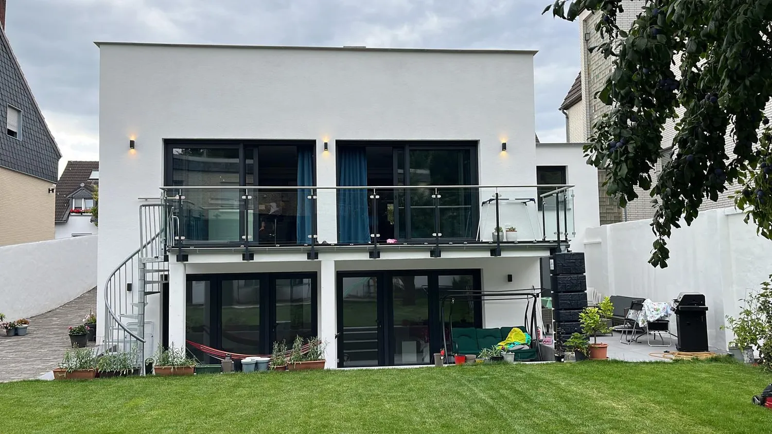 5 Zimmer Wohnung mit 125 m² in Düsseldorf – Bild 8