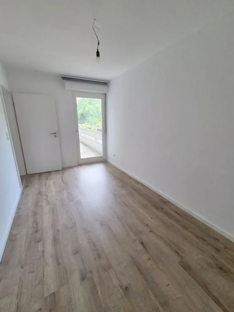 4 Zimmer Wohnung mit 100 m² in Wiesbaden – Bild 10