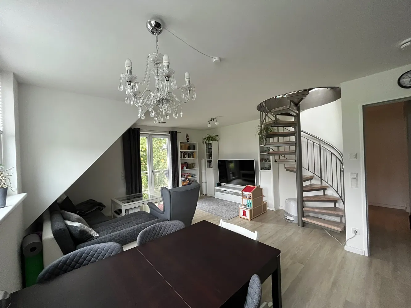 4 Zimmer Wohnung mit 89 m² in Hamburg – Bild 12