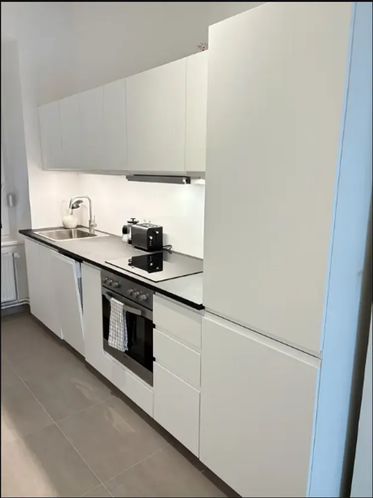 4 room apartment with 98 m² in Berlin – Photo 3
