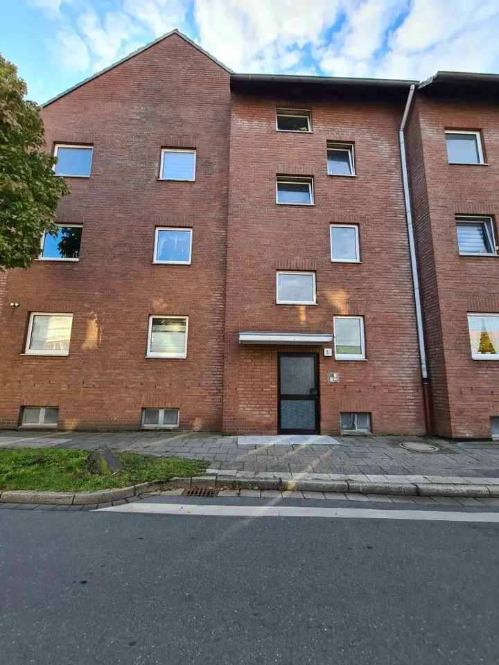 4 Zimmer Wohnung mit 79 m² in Moers – Bild 1
