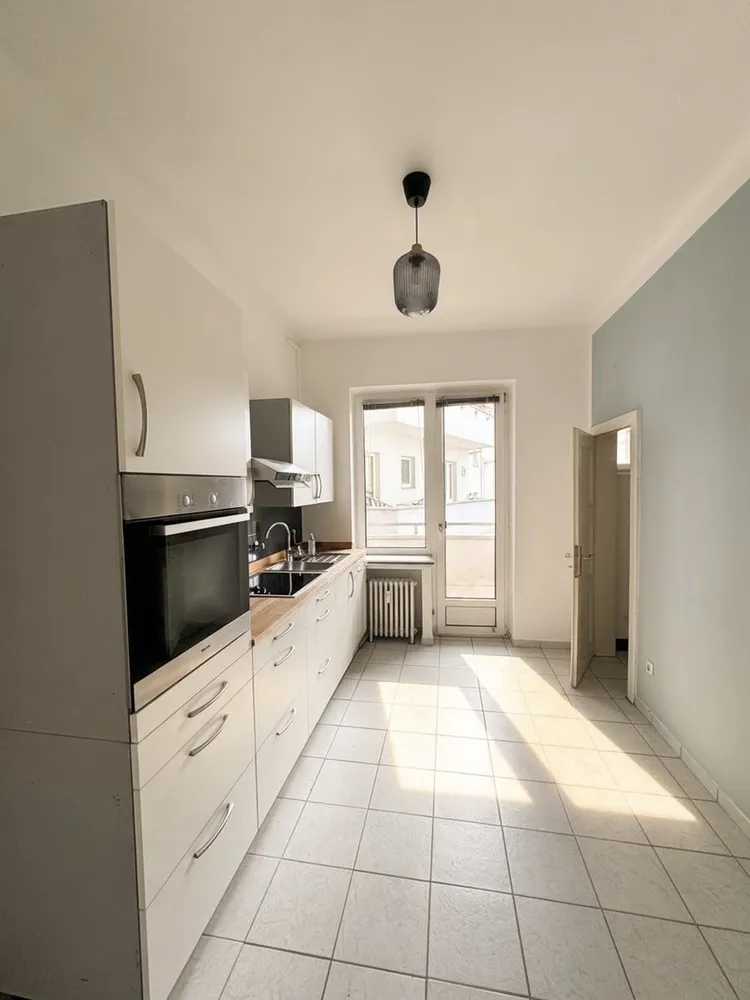 2 Zimmer Wohnung mit 67 m² in Düsseldorf – Bild 4