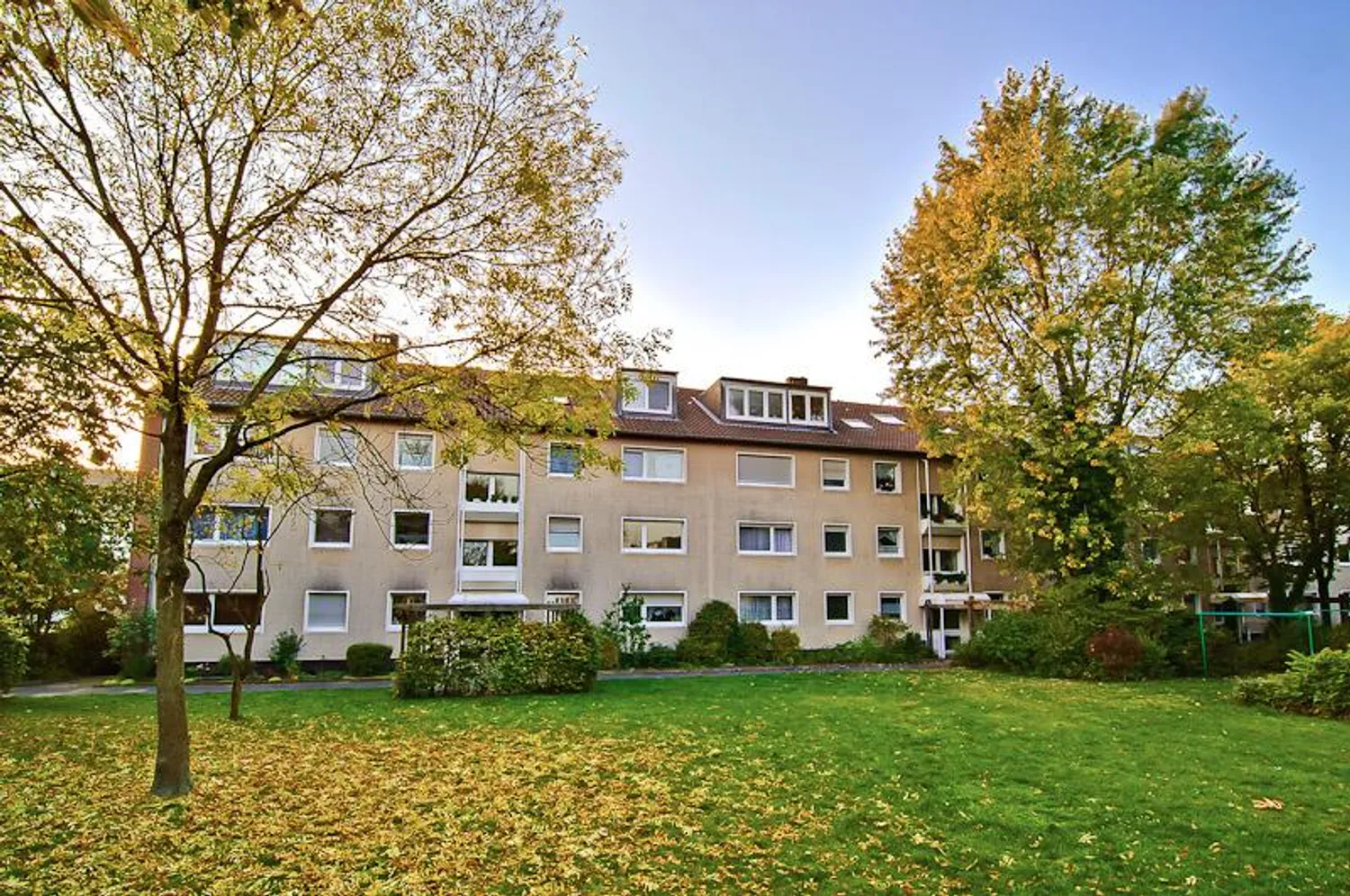 3 Zimmer Wohnung mit 78 m² in Köln – Bild 1