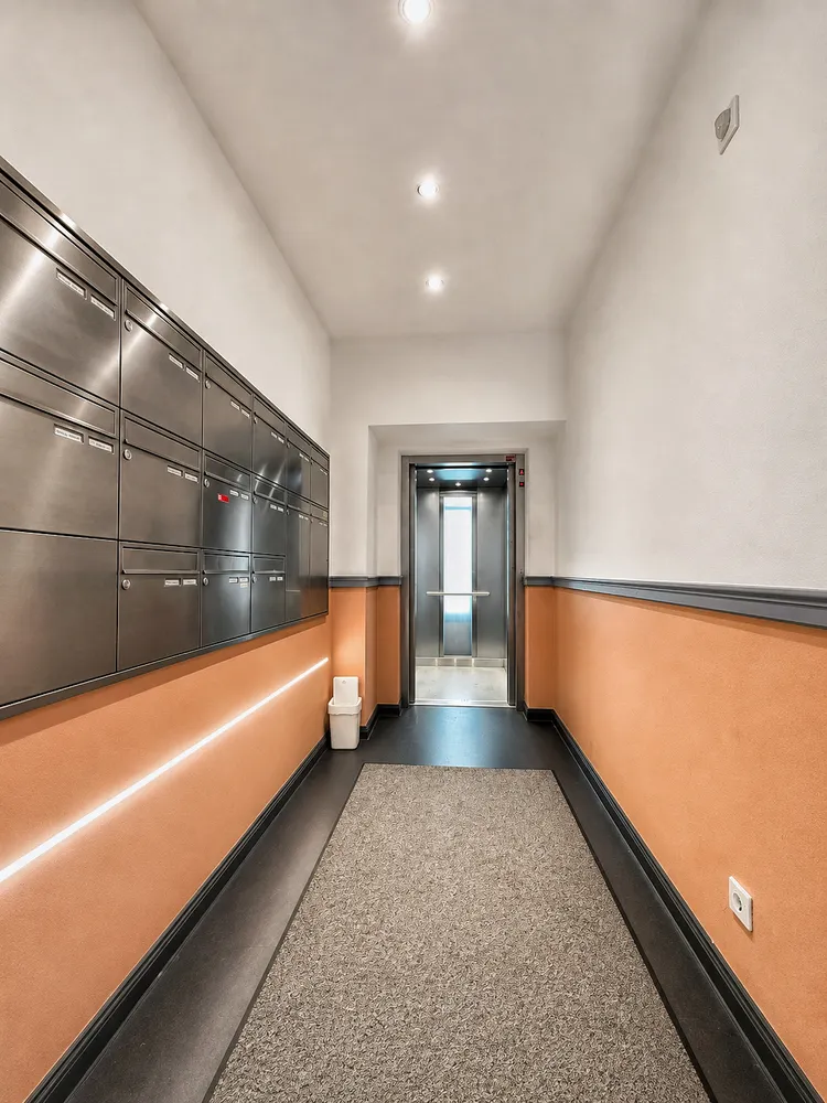 2 Zimmer Wohnung mit 85 m² in Berlin – Bild 10