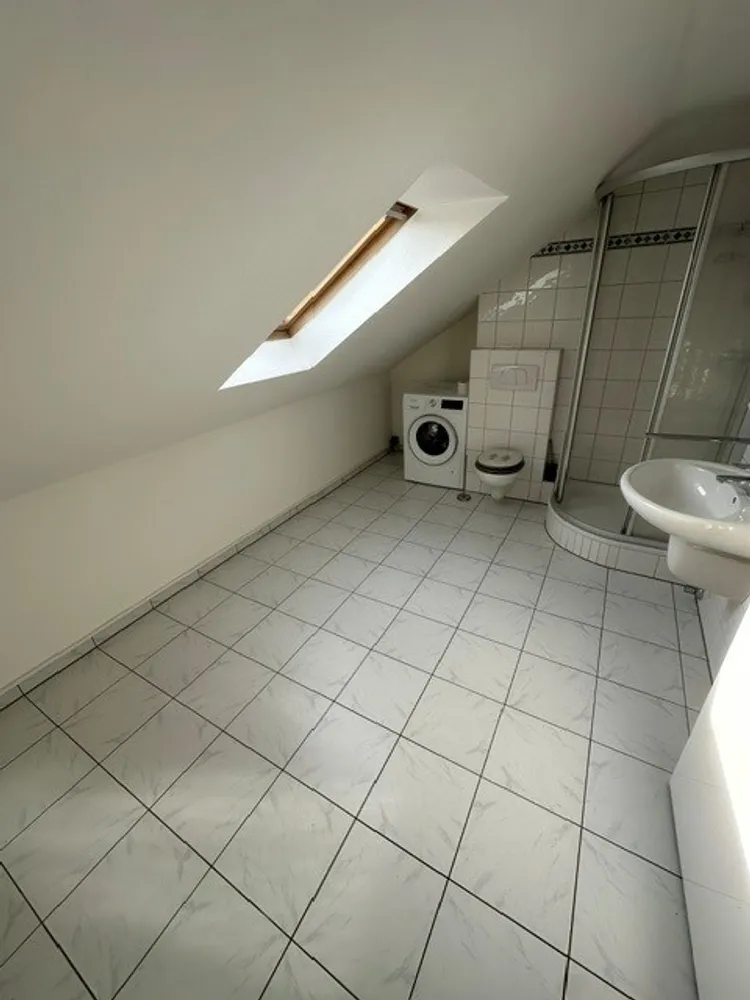 4 room apartment with 140 m² in Düsseldorf – Photo 3