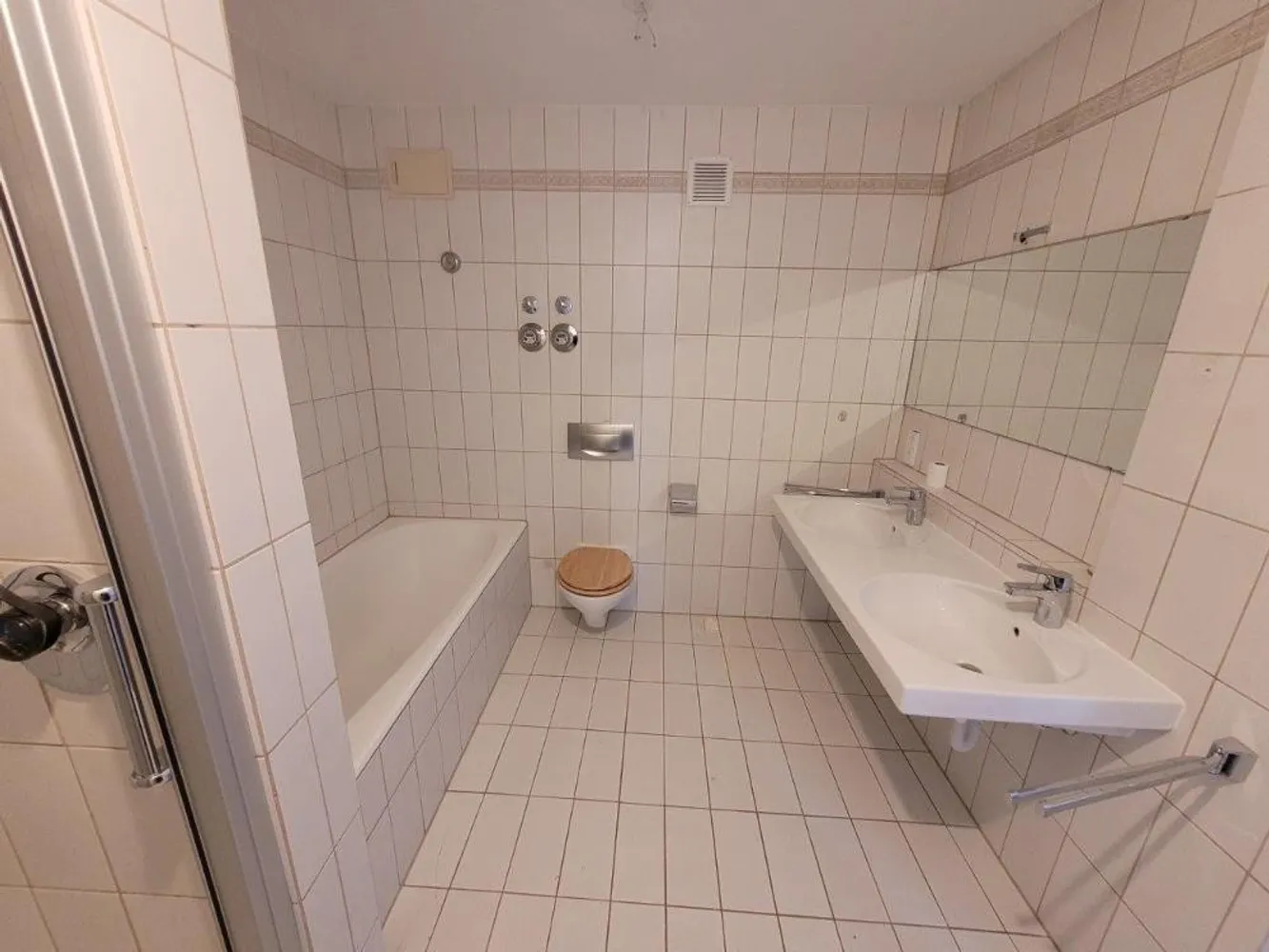 5 room apartment with 152 m² in Augsburg – Photo 7