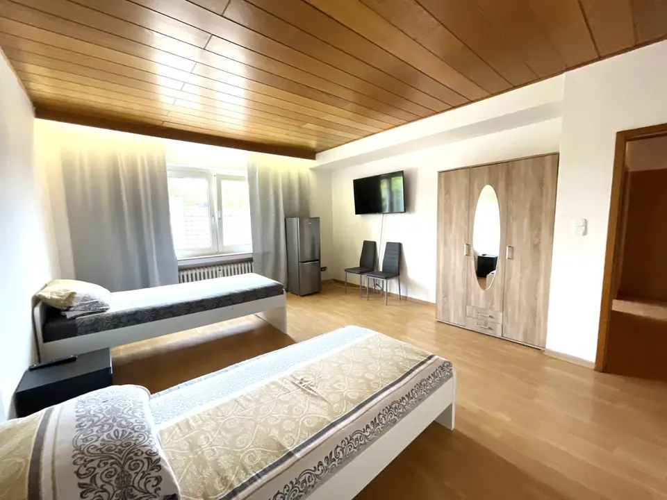 WG-Zimmer mit 105 m² in Duisburg – Bild 1