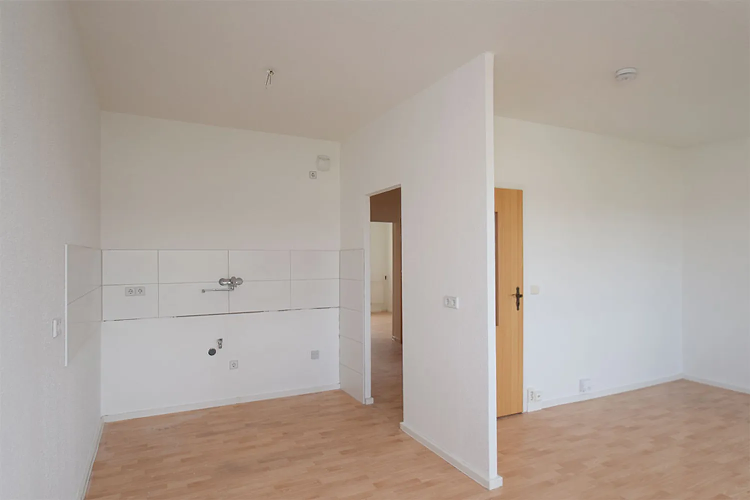 3 Zimmer Wohnung mit 57 m² in Halle (Saale) – Bild 3