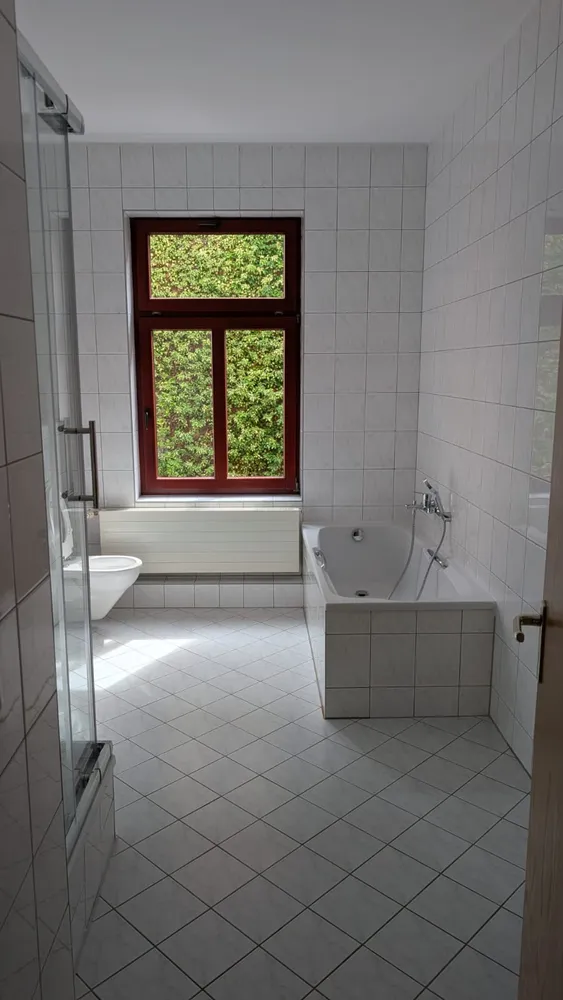 2 Zimmer Wohnung mit 63 m² in Halle (Saale) – Bild 4