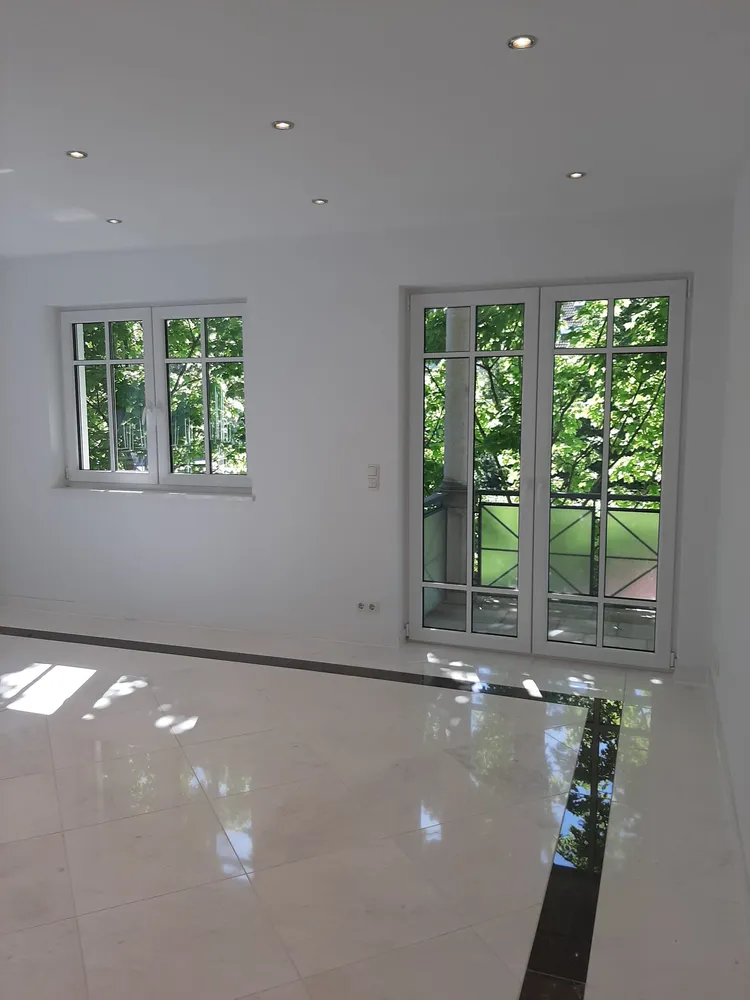 3 Zimmer Wohnung mit 130 m² in München – Bild 2
