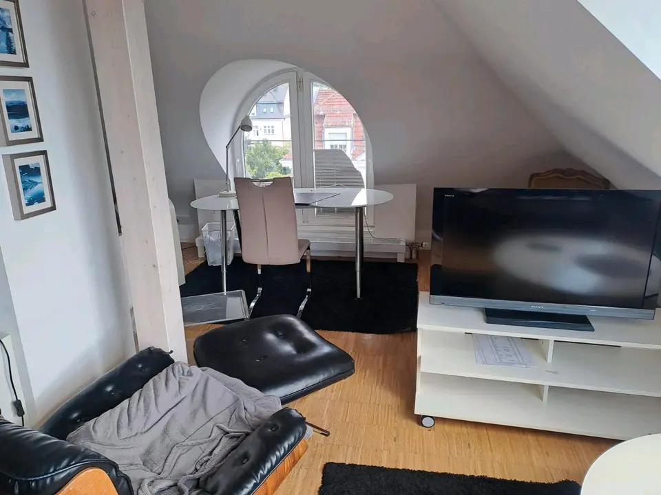 2 Zimmer Wohnung mit 67 m² in Wiesbaden – Bild 1