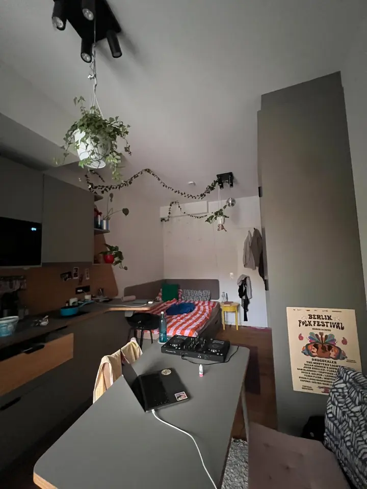2 Zimmer Wohnung mit 20 m² in Berlin – Bild 8