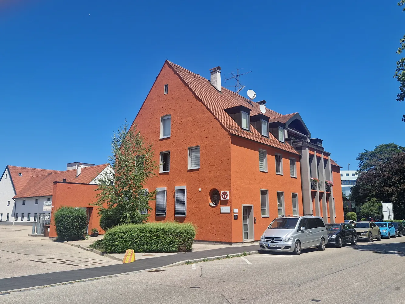 2 room apartment with 60 m² in Augsburg – Photo 2