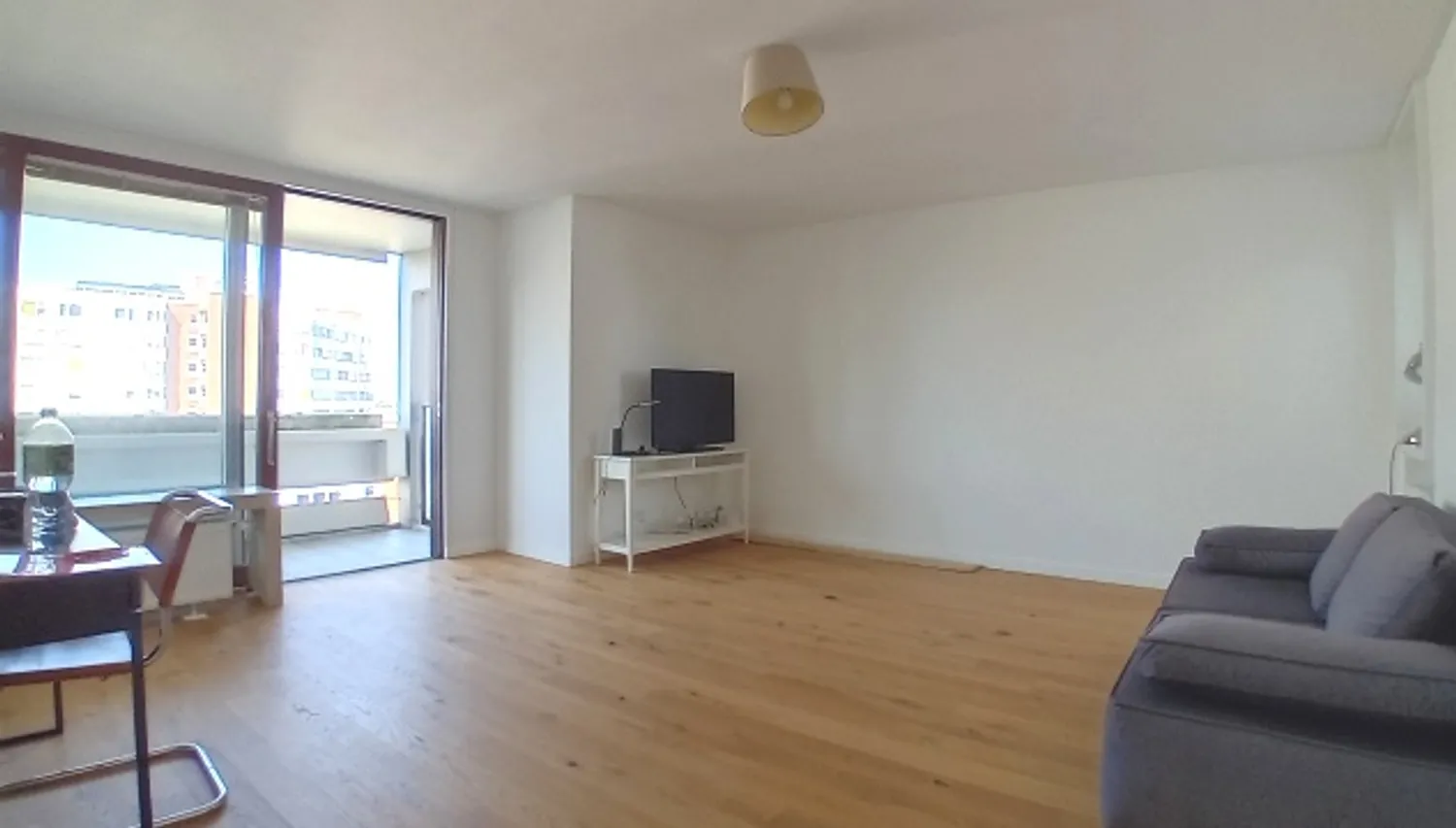 2 Zimmer Wohnung mit 70 m² in München – Bild 7