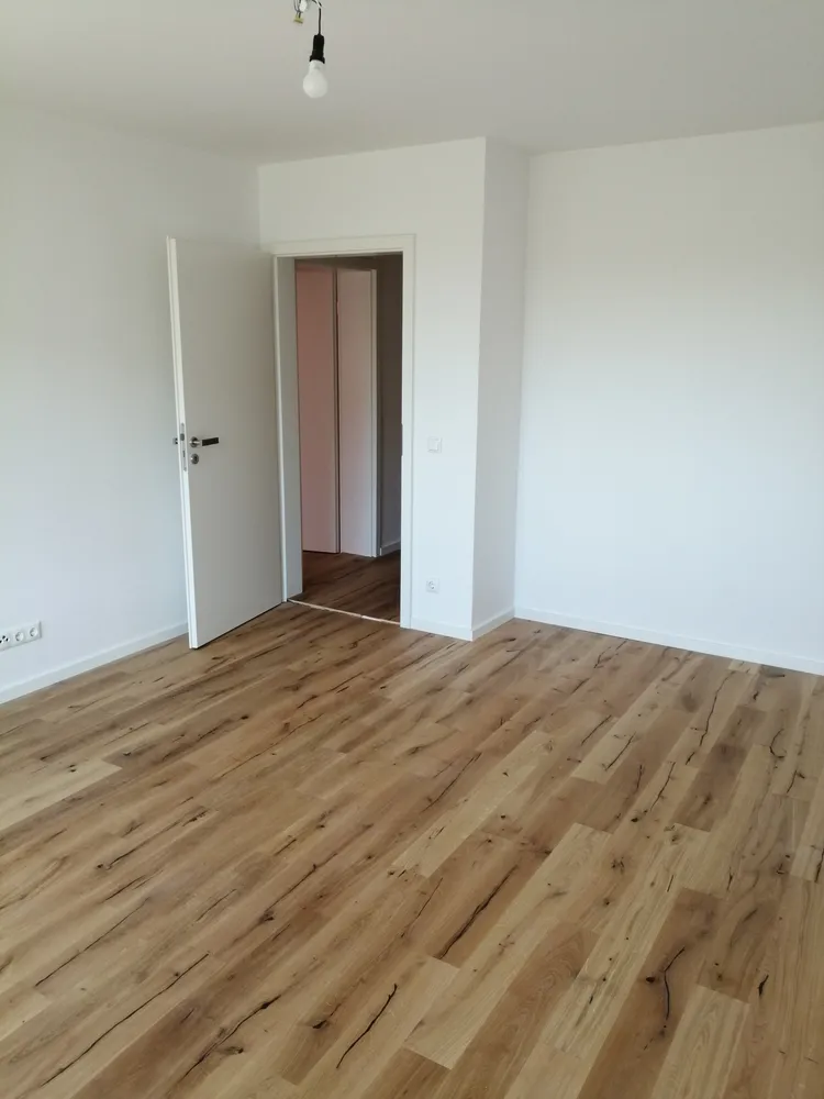 2 Zimmer Wohnung mit 60 m² in München – Bild 2