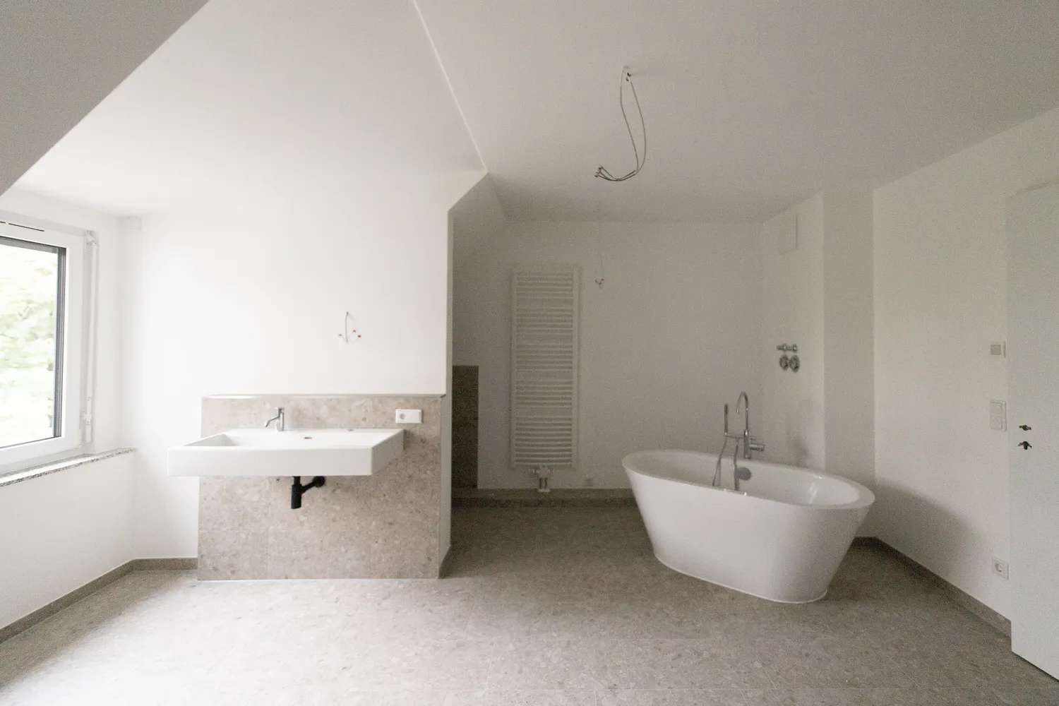 4 Zimmer Wohnung mit 117 m² in München – Bild 3