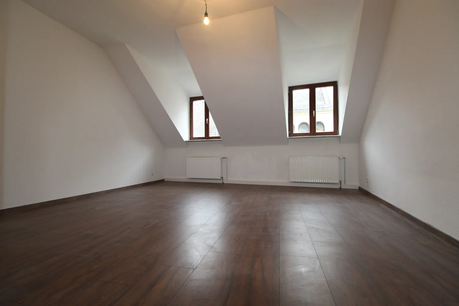 2 Zimmer Wohnung mit 55 m² in Wiesbaden – Bild 1