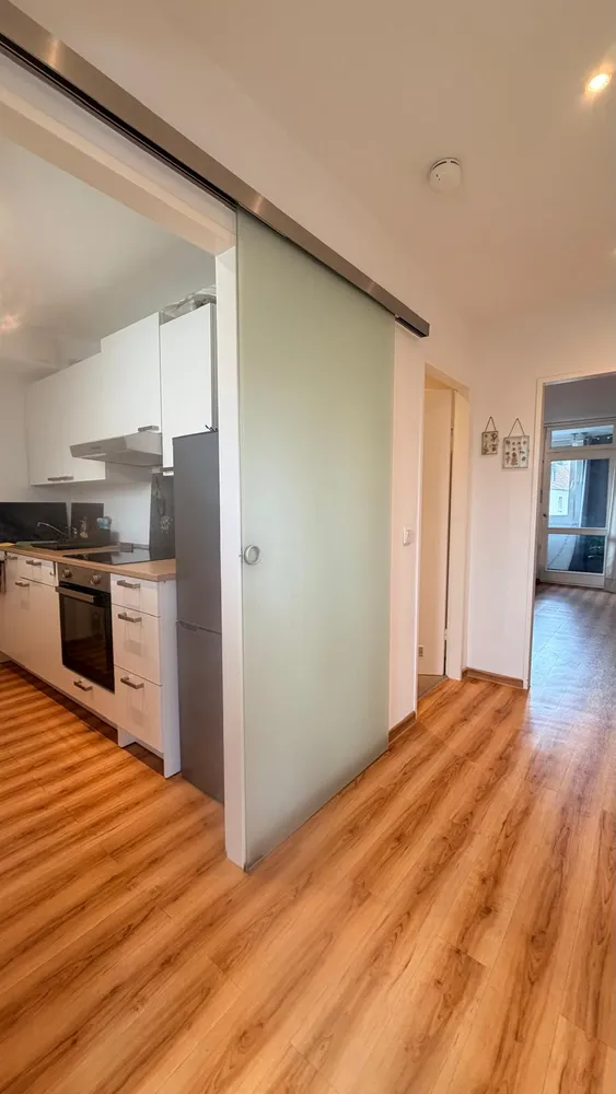 2 Zimmer Wohnung mit 55 m² in Köln – Bild 3