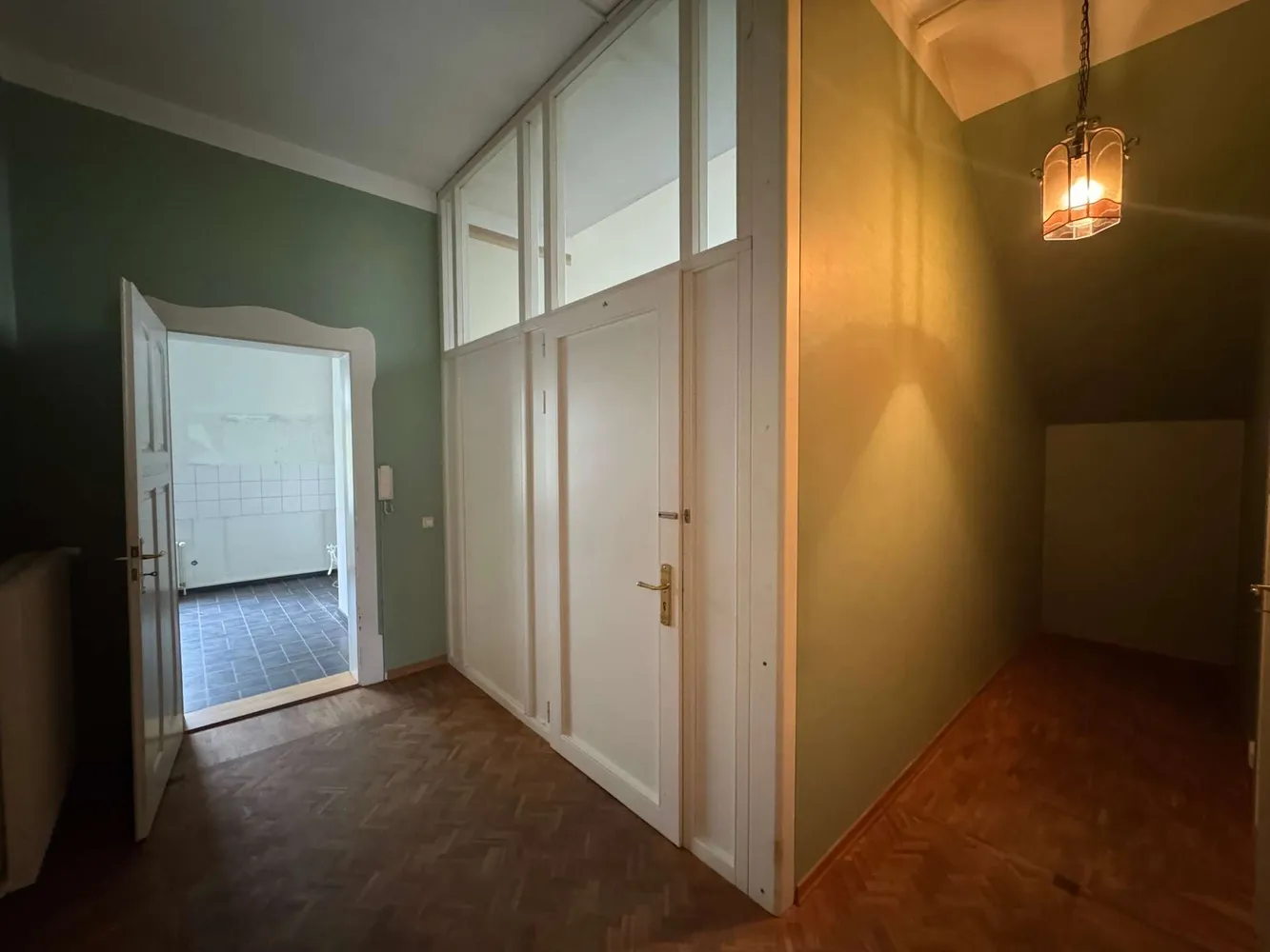 3 room apartment with 122 m² in Radebeul – Photo 2