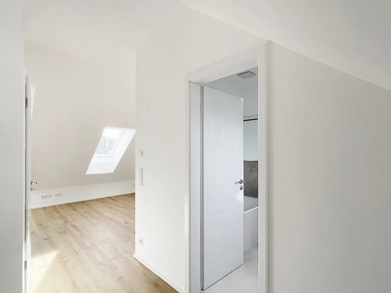5 Zimmer Haus mit 135 m² in München – Bild 9