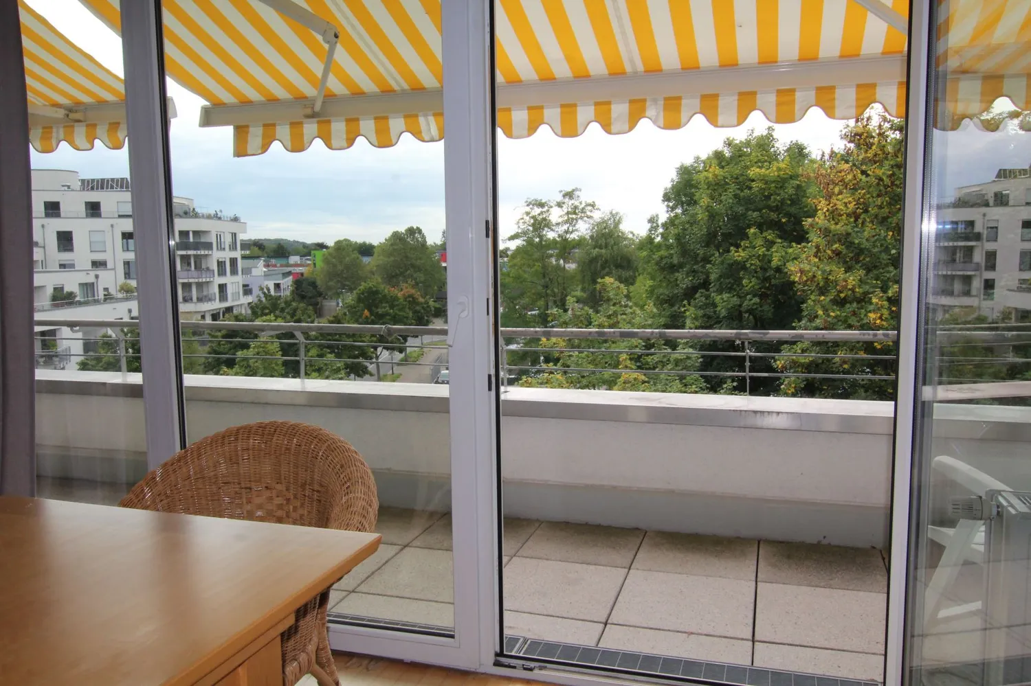 3 Zimmer Wohnung mit 75 m² in Düsseldorf – Bild 5
