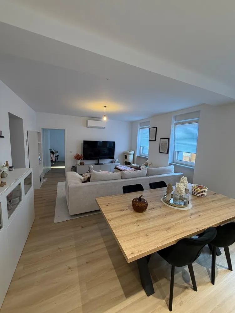 4 Zimmer Wohnung mit 112 m² in Saarbrücken – Bild 1