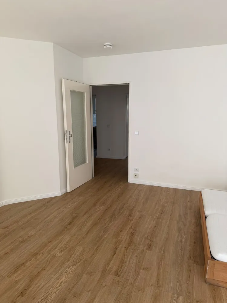 2 Zimmer Wohnung mit 65 m² in Berlin – Bild 1
