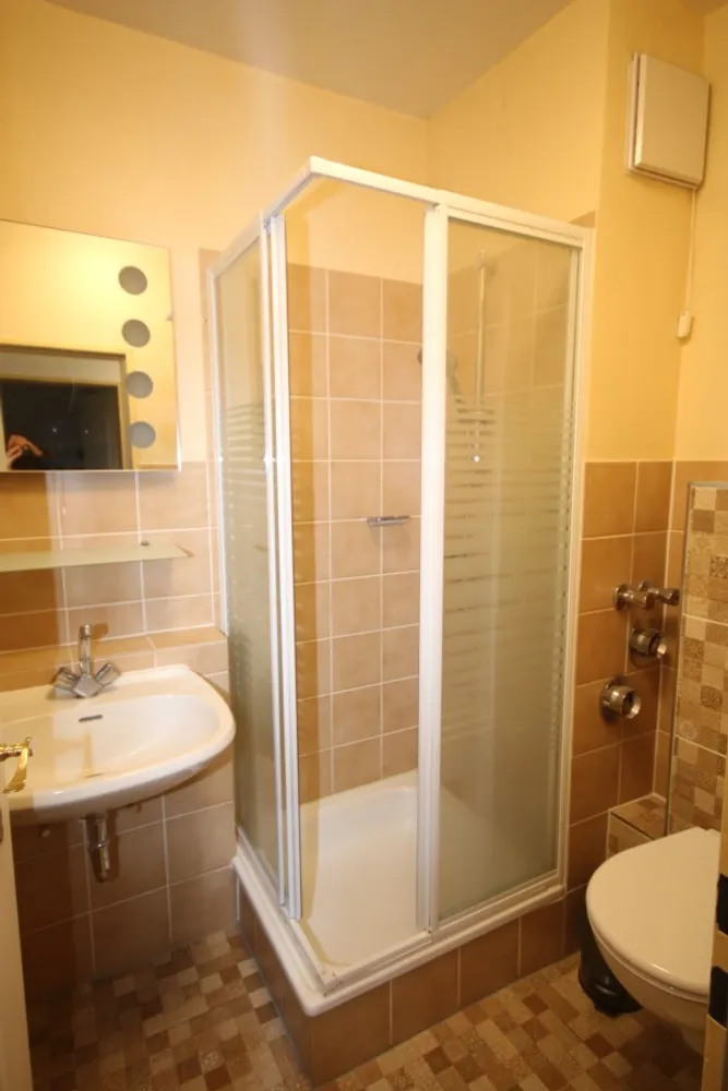 4 Zimmer Wohnung mit 110 m² in Frankfurt am Main – Bild 11