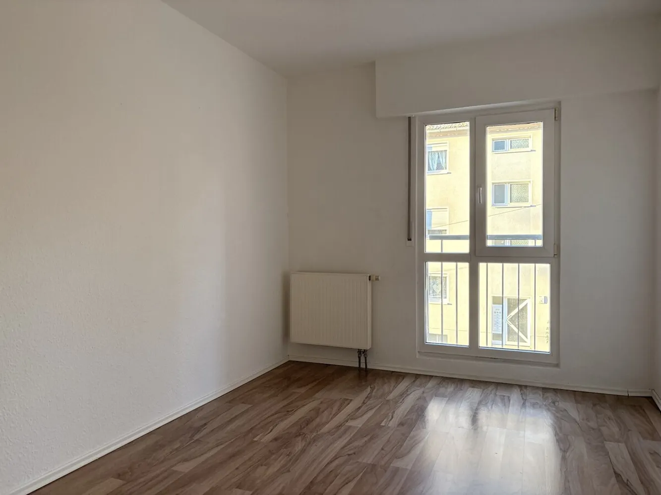 2 Zimmer Wohnung mit 72 m² in Siegen – Bild 2