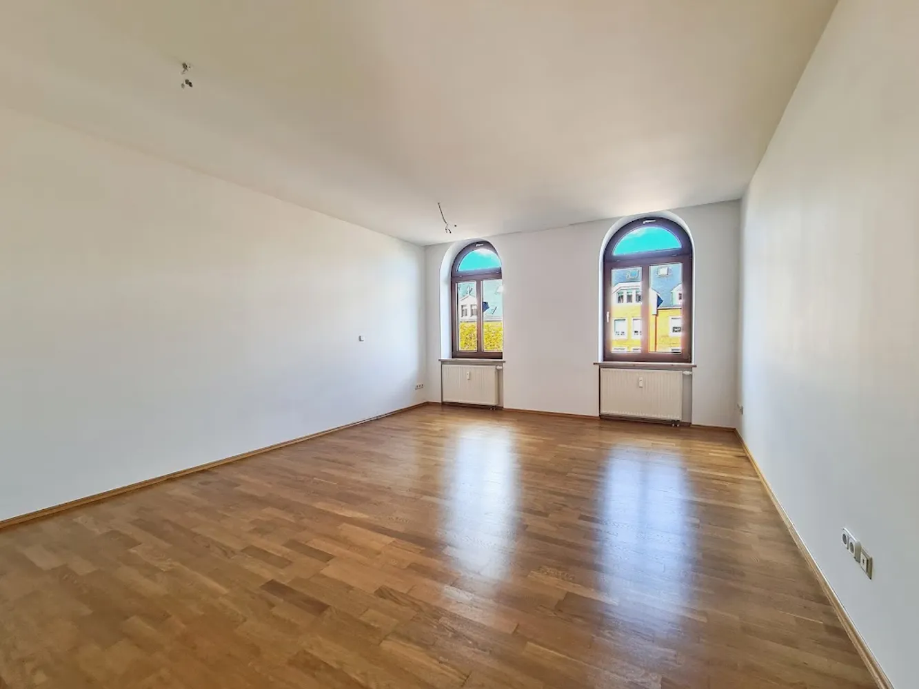 4 Zimmer Wohnung mit 106 m² in Chemnitz – Bild 2