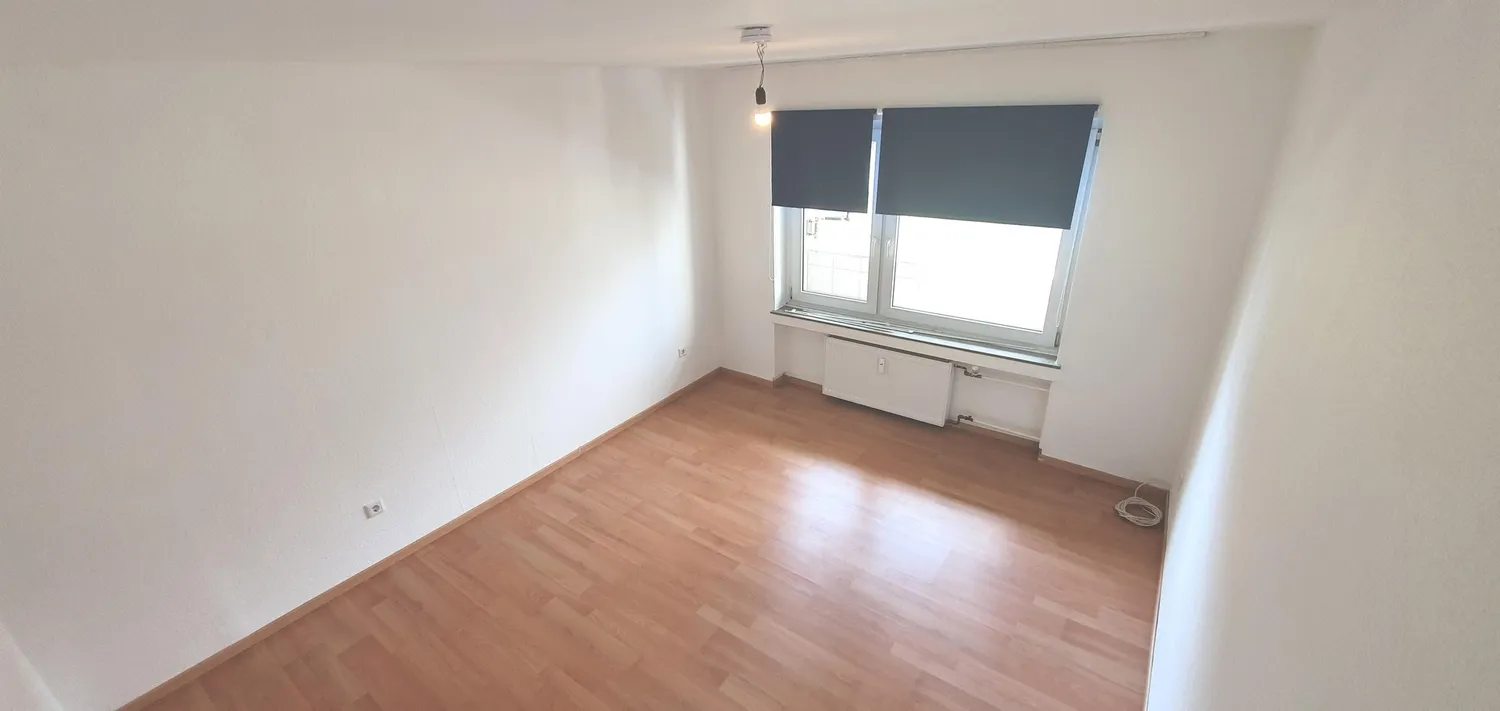 3 Zimmer Wohnung mit 70 m² in Mönchengladbach – Bild 2