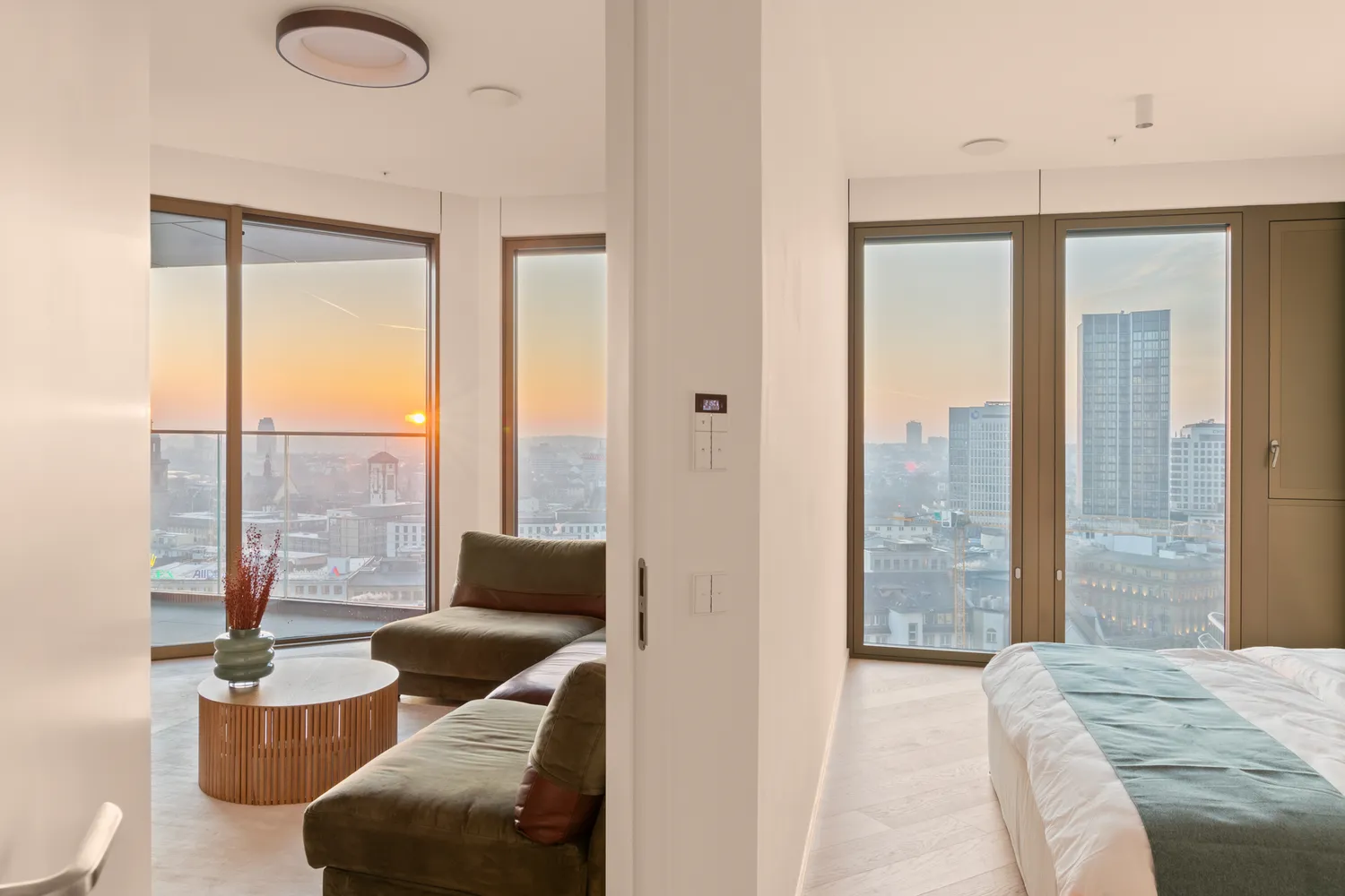 3 Zimmer Wohnung mit 102 m² in Frankfurt am Main – Bild 7